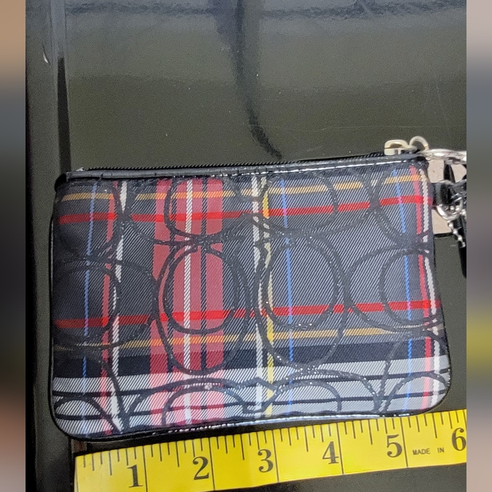 #556- COACH Poppy Black/ Red Plaid Wristlet - Picture 4 of 7